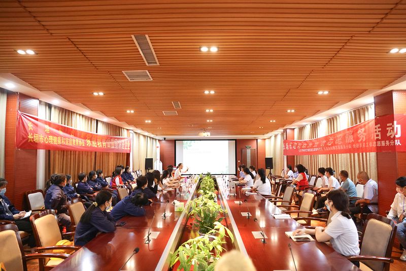 感情健全，，，，，工作欢乐｜市妇联走进河南尊龙抖圈官网