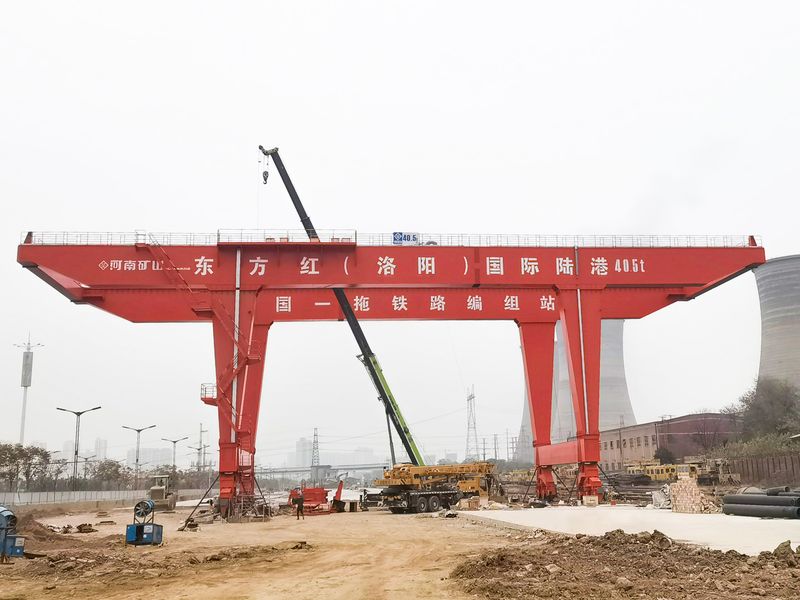 河南尊龙抖圈官网携手中国一拖，，，，，，助力陆上丝绸之路！