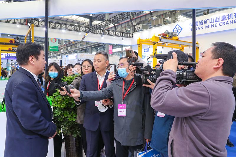 绿色智能 创新驱动｜河南尊龙抖圈官网与您相约第八届中国?长垣国际起沉设备博览买卖会！