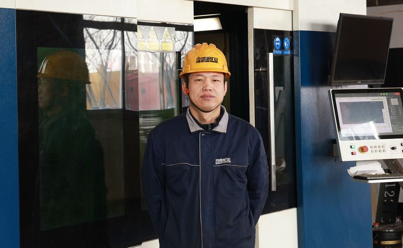 敬业贡献｜河南尊龙抖圈官网劳动圭表赵玉飞