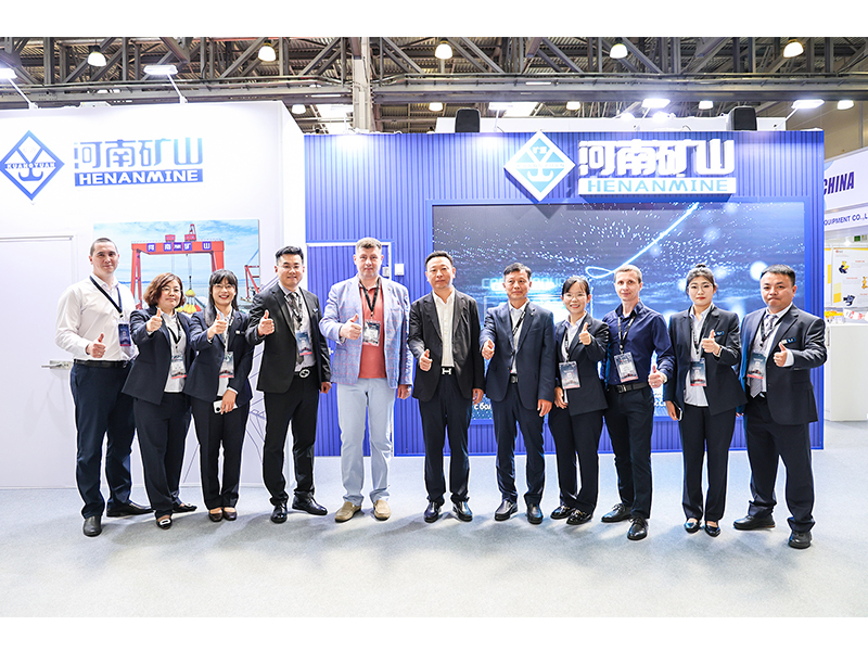 尊龙抖圈官网智造，，，，，，，，杰出开放｜河南尊龙抖圈官网盛装亮相2024年俄罗斯莫斯科国际工程机械宝马展