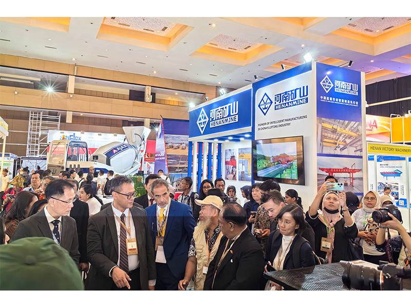 在印尼雅加达，，，，，，，，是什么让国际友人纷纷点赞？？？？？