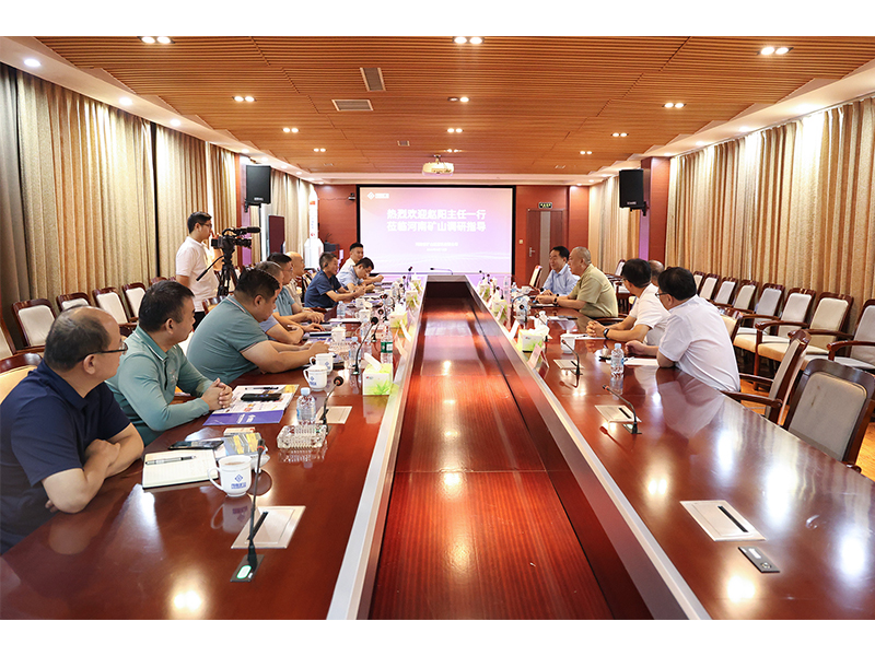 河南尊龙抖圈官网｜全国政协参政议政特聘专家赵阳光临公司调查调研