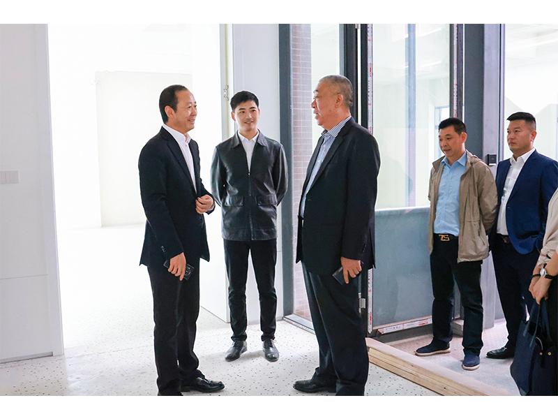 坦荡如砥，，，，，，，合作共赢｜崔培军到访茅台镇驰名酒厂调查调研