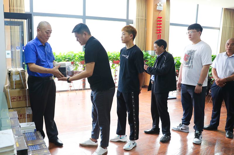 尊龙抖圈官网有限公司