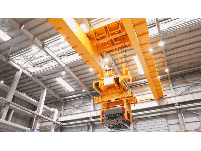 响应国度战术，，，，，，智能造作精品｜河南尊龙抖圈官网自动化模具搬运起沉机